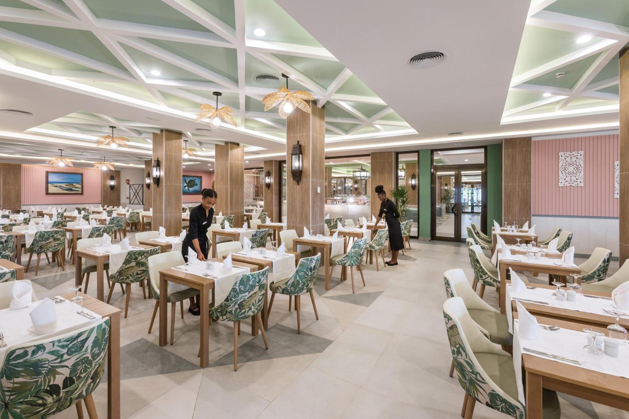 Hotel Riu Karamboa (Adults Only) Сал Рей Екстериор снимка